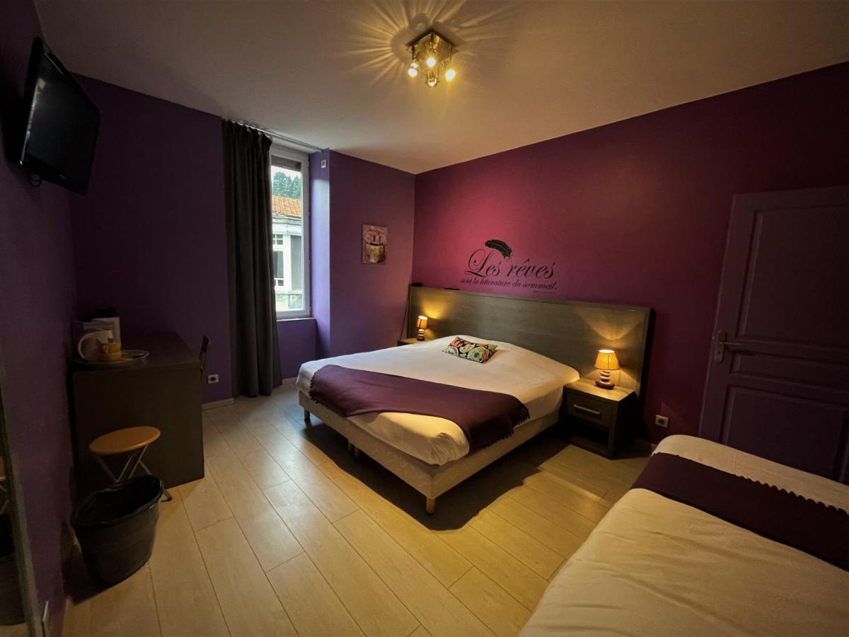Hotel-Restaurant Des Voyageurs Le Cheylard Kültér fotó